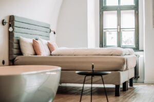 Budget-friendly Lodging in Berlin: Ootel.co Hotel